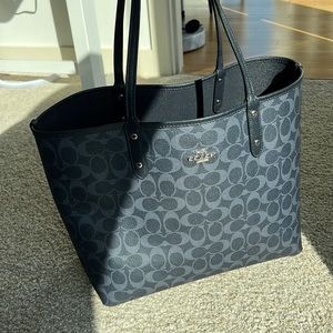 Coach Tote